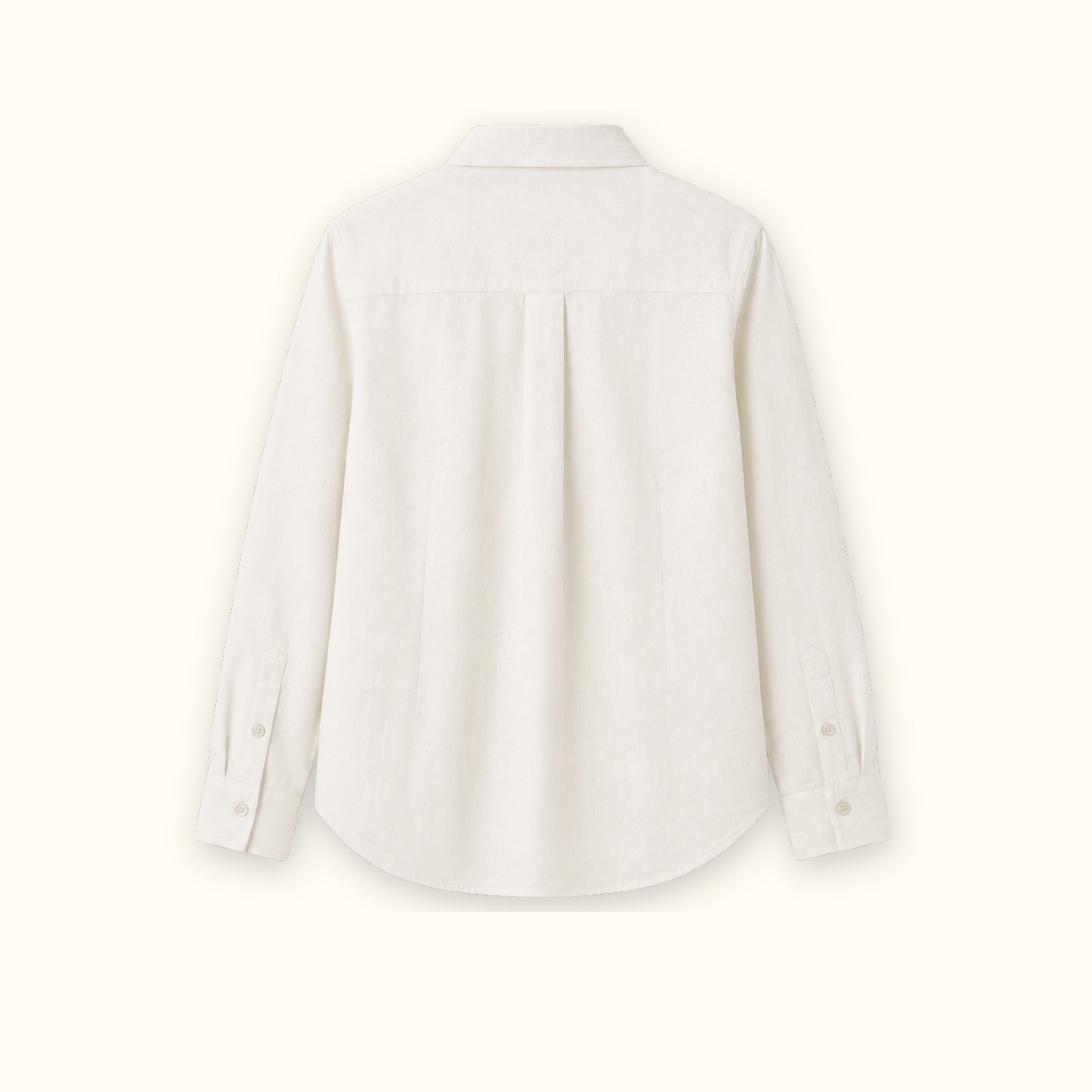 Camisa de lino regular fit en Off White, vista trasera, mostrando el cuello, el bajo y la confección relajada